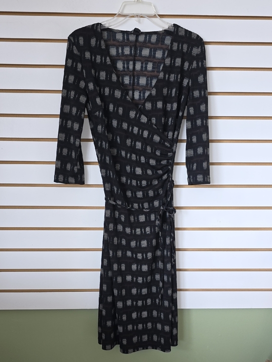 H&M Dresses & Skirts - H&M Faux Wrap Dress 8